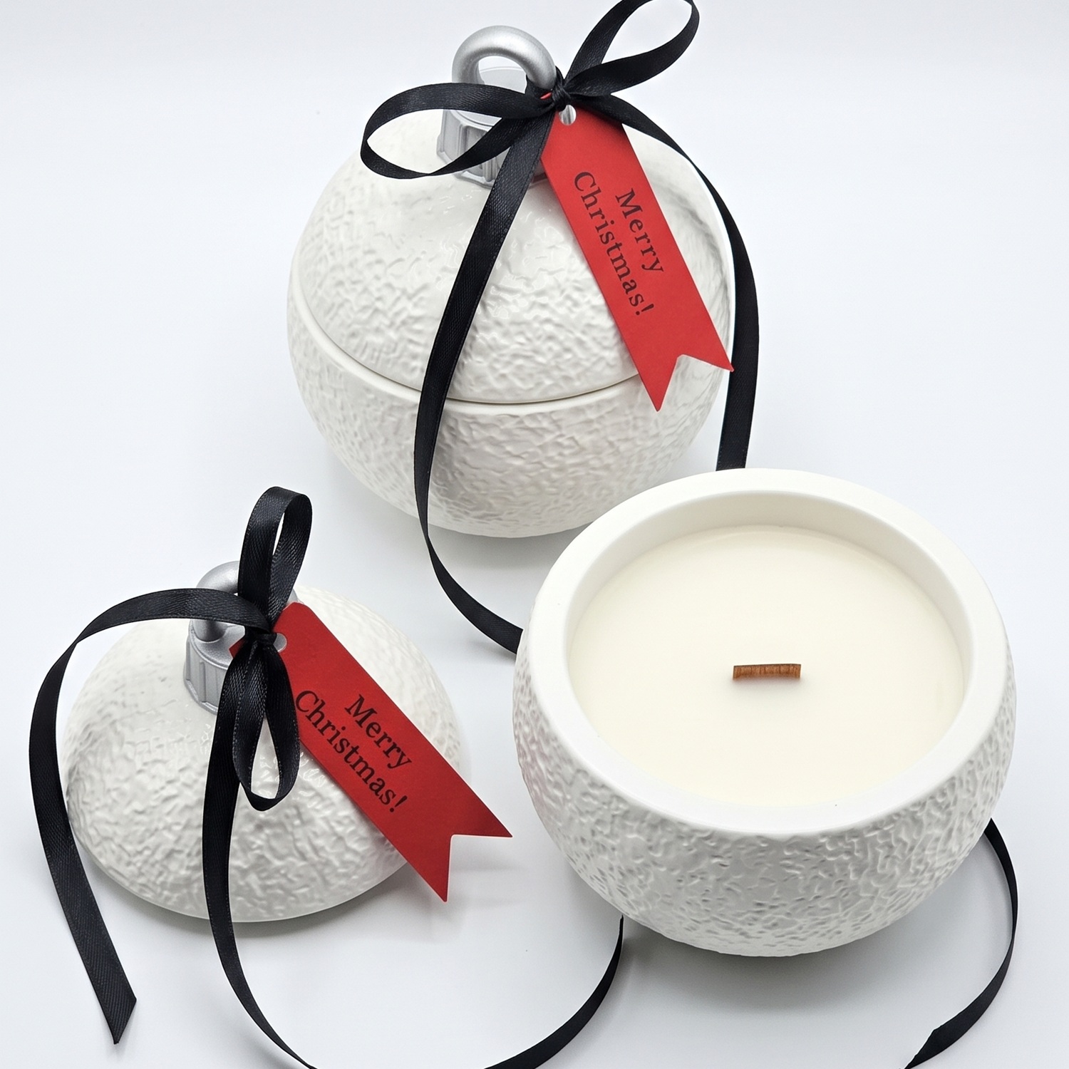 Kerze Christmas Bauble Classic MINI – Weiß / Silber / Winterzauber